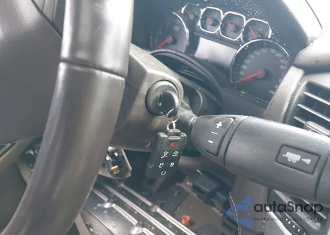 2019 Chevrolet Tahoe K1500 Lt из США, поврежденный, VIN 1GNSKBKC3KR144850